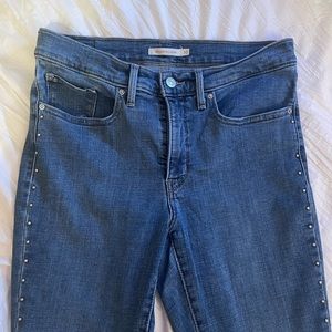 Womens Levi’s